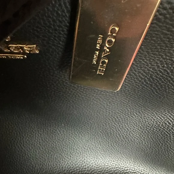 Coach Black Leather Shoulder Bag - Picture 4 of 5